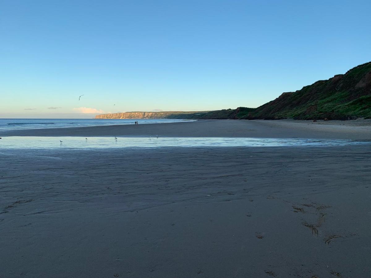Sunrise Corner, The Bay Filey, Wi-Fi, Pets, Pool Apartment Luaran gambar