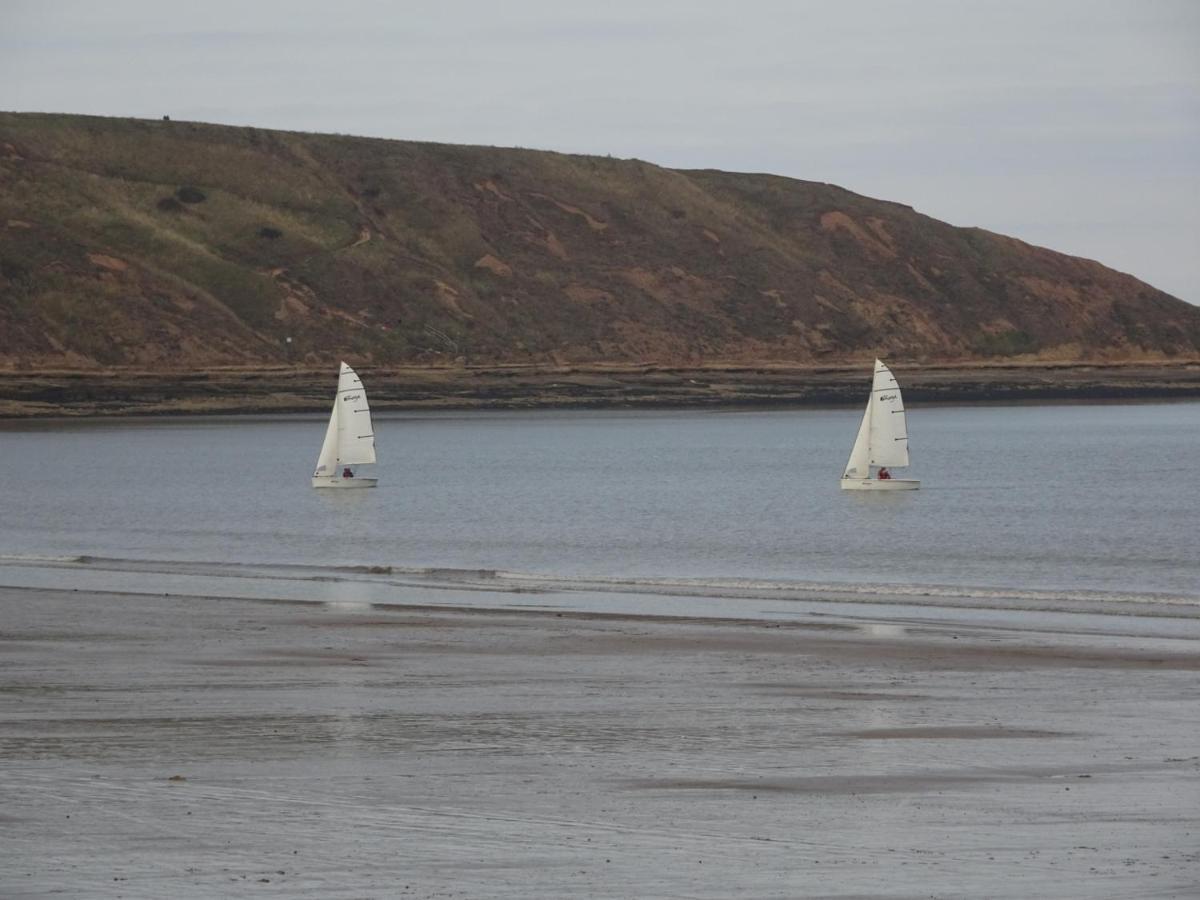 Sunrise Corner, The Bay Filey, Wi-Fi, Pets, Pool Apartment Luaran gambar
